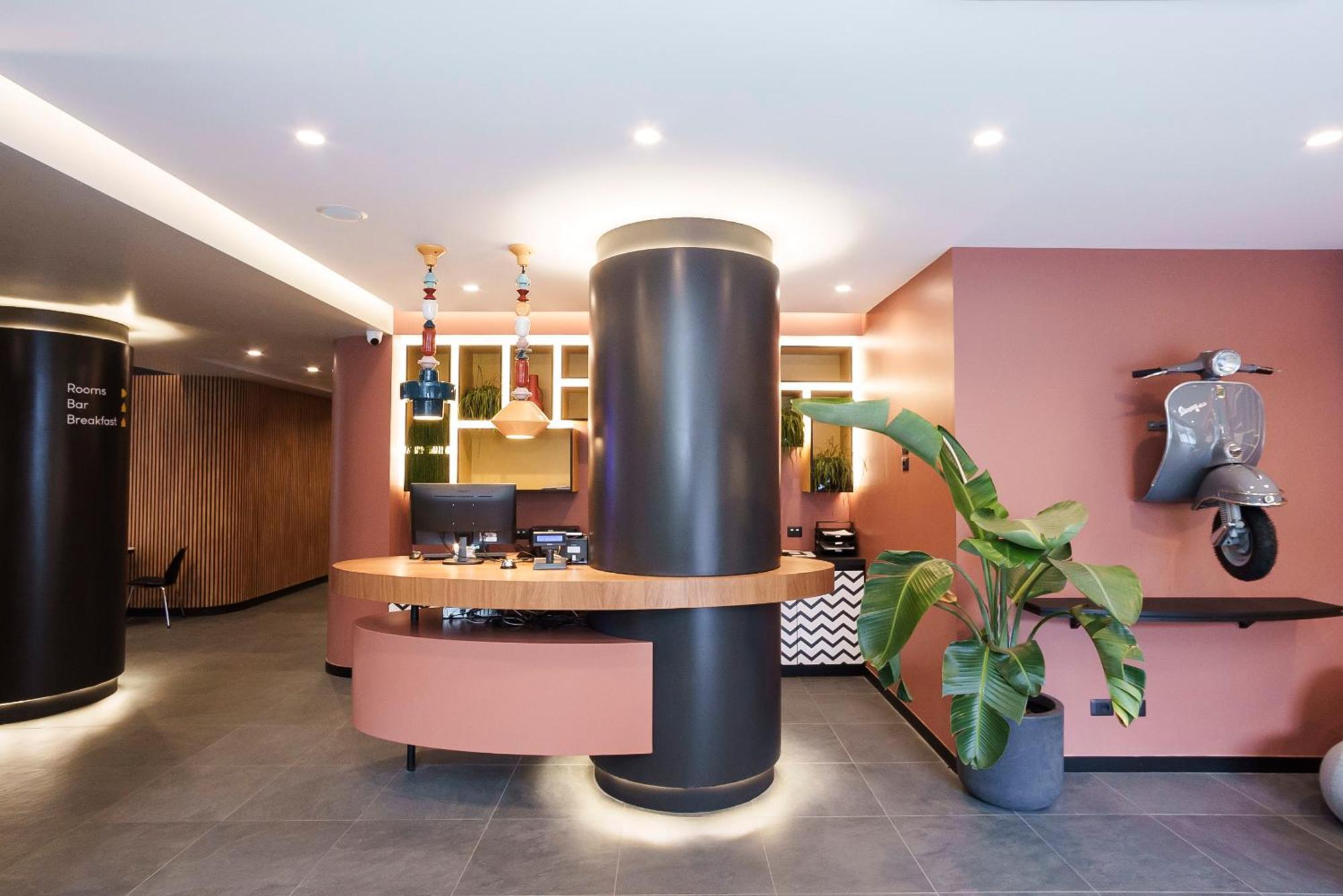 Aparthotel Colombo Roma Екстериор снимка